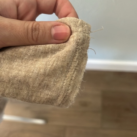 Abercrombie and Fitch brown tan shirt - Picture 4 of 7